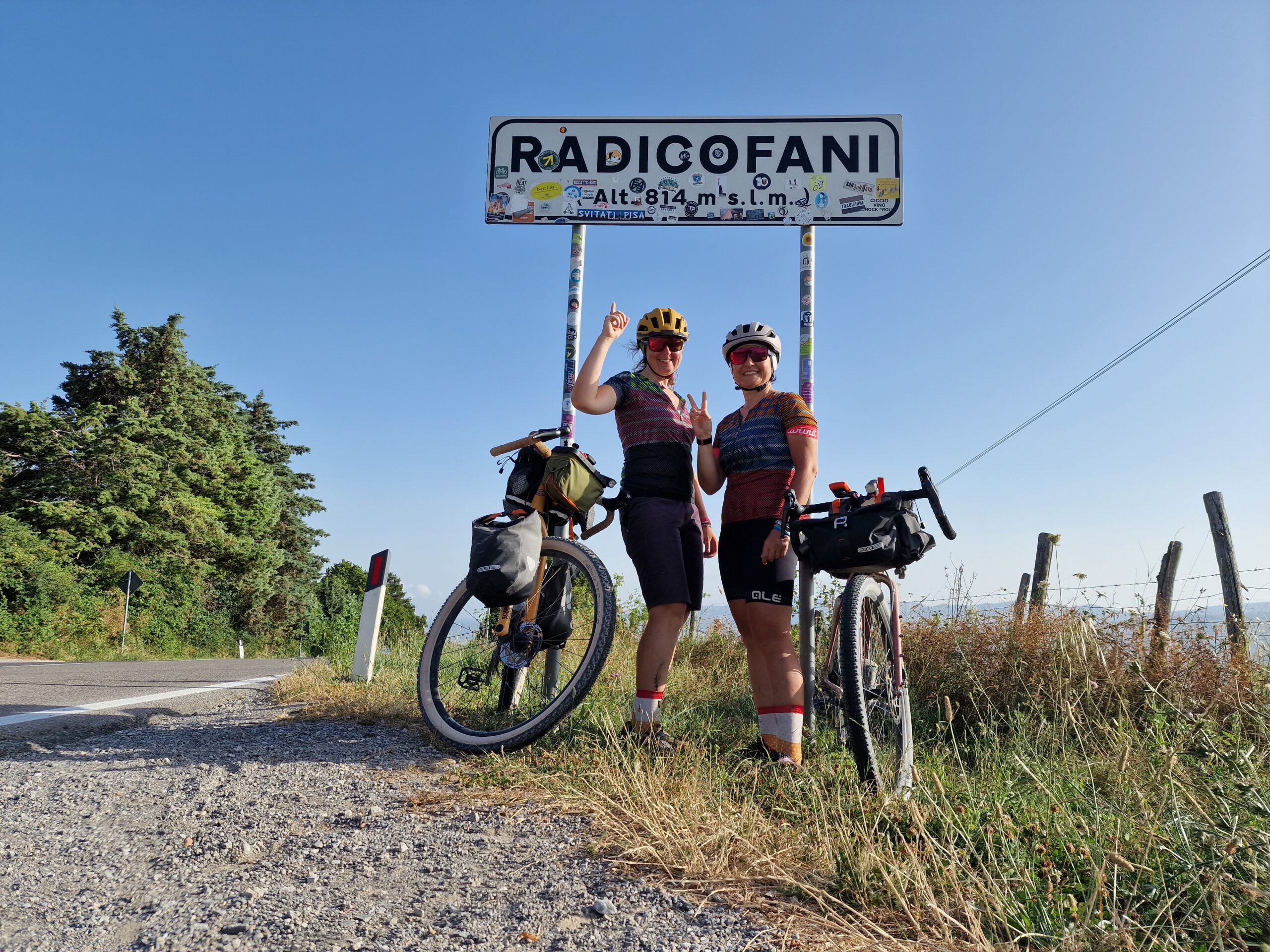 Scopri di più sull'articolo La Via Francigena in bici Il racconto delle Cicliste del Sasso