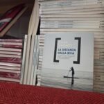“La distanza dalla riva”: l’esordio letterario per Giulia Simonetti